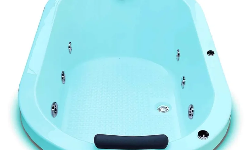 The Penguin Acrylic Jacuzzi is the perfect choice. Treat yourself to luxury and comfort with this beautiful and functional bathtub.